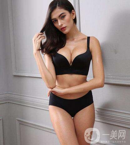 妙桃假體隆胸價格大概是多少？
