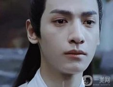 羅云熙成為韓國(guó)整形界范本？韓國(guó)也開(kāi)始流行雙眼皮啦~