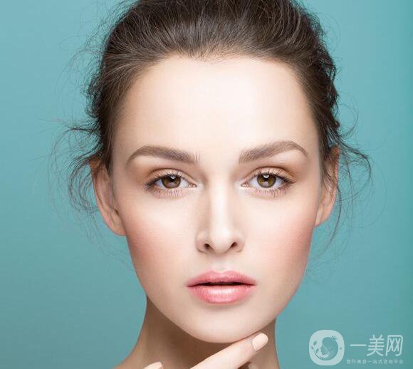 隆鼻整形要多少錢？