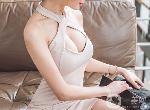 隆胸手術(shù)*常見的有哪些 什么是假體隆胸？