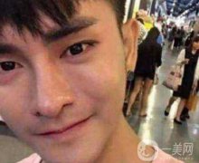 小伙整容數(shù)十次，只為一張韓星臉