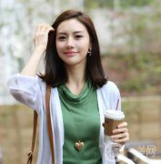 為什么人們要做雙眼皮手術(shù)？