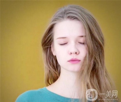 假體隆鼻多久完全消腫？怎么加速消腫呢？