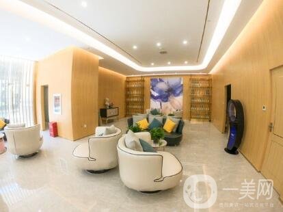 武漢中愛整形價格表震撼來襲，報價費用明細一覽