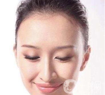 隆額頭材料哪種比較好？要多少錢(qián)？