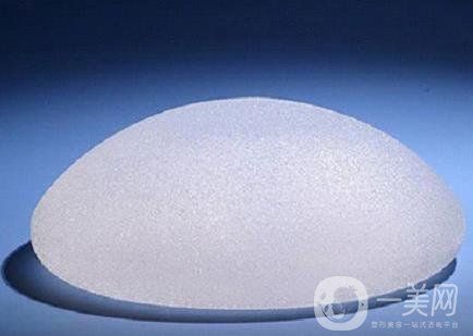 娜高乳房假體能用一輩子嗎？