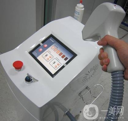 激光脫毛胡子一次多少錢？做幾次可以脫干凈？