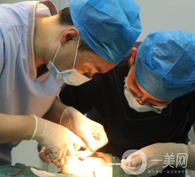 上海時光醫(yī)院何晉龍磨骨怎么樣？價格表及術(shù)后*果分享