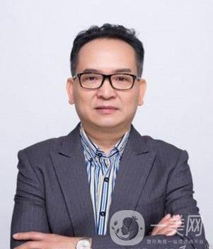 劉亞飛(茂名華美整形技術(shù)院長(zhǎng))