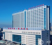 內(nèi)蒙古醫(yī)科大學(xué)附屬醫(yī)院整形科割雙眼皮案例