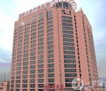 南陽(yáng)市中心醫(yī)院整形科隆鼻案例