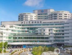 深圳北大醫(yī)院整形科隆胸案例