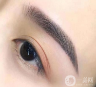 畫眉毛好還是紋眉毛好?