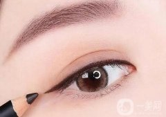 紋的眼線怎么洗掉？