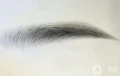 掉痂后眉毛為什么沒有顏色？