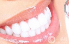 有哪些美白牙齒的方法？牙齒發(fā)黃的原因是什么？