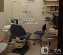 湛河李小靜口腔診所怎么樣？坐診醫(yī)生資料在線查詢