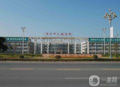 清遠(yuǎn)市人民醫(yī)院美容科光子嫩膚多少錢(qián)？何艷屏/錢(qián)堃醫(yī)生介紹、地址一覽