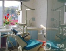 牛自斌口腔診所