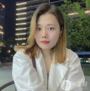近眼袋沒(méi)有了心情當(dāng)然是越來(lái)越好呀，忙著工作忙著健身