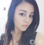 我這個(gè)是實(shí)實(shí)在在的眼袋，上學(xué)的時(shí)候我沒(méi)太在意，但是畢了業(yè)之后參加了工作