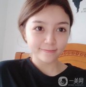 做完面部拉皮手術(shù)后的這些天，醫(yī)院的護(hù)士美女也特別貼心，一直和我聯(lián)系關(guān)心