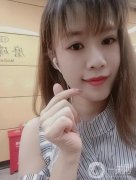 為了去做這個眼綜合手術(shù)，我還專門和公司請了一周的假