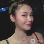 離我在醫(yī)院做完改臉型手術(shù)已經(jīng)過去半年了，我的大餅子臉成功的變成了尖尖下
