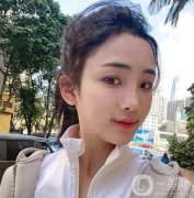 所以一直以來我都是想彌補自己發(fā)際線的缺點，我自己的發(fā)際線就是缺的很多