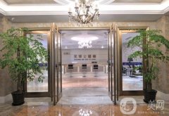 上海光博士熱瑪吉怎么樣？認(rèn)證機(jī)構(gòu)\彭春醫(yī)生專注皮膚美容！