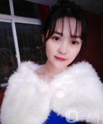 我很早以前就想過(guò)動(dòng)鼻子，因?yàn)槲艺娴暮懿幌矚g我的鼻子，感覺(jué)我的鼻影就那樣