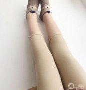 原來大腿抽脂真的只有大腿根部有幾個(gè)小洞，所以我也放下了心