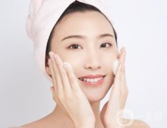 護(hù)膚秘籍：了解成分，選對(duì)保養(yǎng)品，素顏也能當(dāng)女神