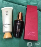 彤人秘精華露：金秀賢肌膚的秘密武器，讓你的肌膚也能水嫩亮澤！
