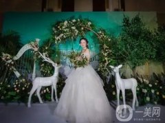 Z時(shí)代婚禮美學(xué)：從大眾到小眾的個(gè)性審美轉(zhuǎn)變