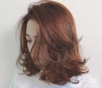鎖骨發(fā)：時(shí)尚百搭，美麗無限