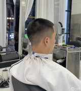 男士發(fā)型指南：四種值得嘗試的發(fā)型，讓你脫穎而出