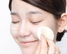 干冷季節(jié)的護(hù)膚與護(hù)發(fā)全攻略：對(duì)抗干燥，保持水潤(rùn)光澤