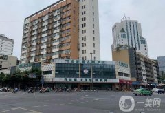 成都眼周除皺針多少錢？2200元到1萬元，你去哪家醫(yī)院更劃算？