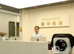 深圳千羽美容醫(yī)院隆胸怎么樣？有實力有醫(yī)生團隊！價格清單透露！