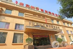 豐胸整形醫(yī)院大比拼，TOP5醫(yī)院你選哪家？北京葉子、麗都盛贊