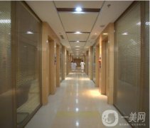 濟寧醫(yī)學院附屬醫(yī)院整形美容科靠譜不？簡介介紹/價格表深入了解！