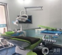 深圳種植牙醫(yī)院哪家好?人氣口碑榜前五名單出爐_附價(jià)格表查收！