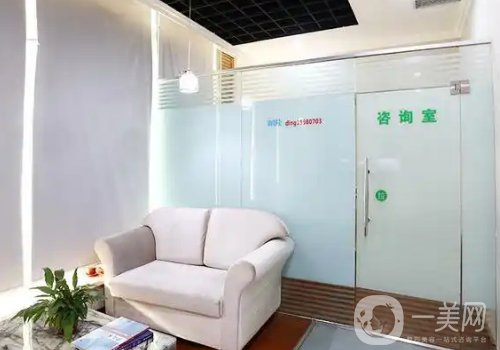 丁世凱醫(yī)生口碑如何?醫(yī)生信息及隆鼻案例分享