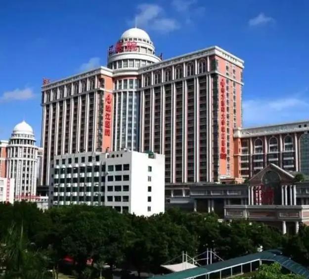 廣州隆鼻醫(yī)院排行榜前十強(qiáng)！前四家公立三甲包攬完了！2022價(jià)格一覽