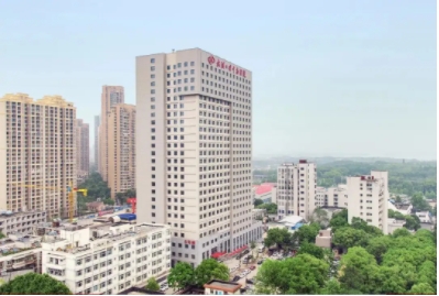武漢大學中南醫(yī)院.jpg